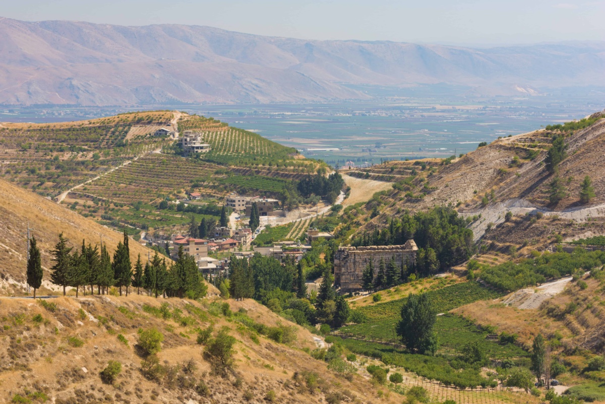 Bekaa-Valley-min.jpg
