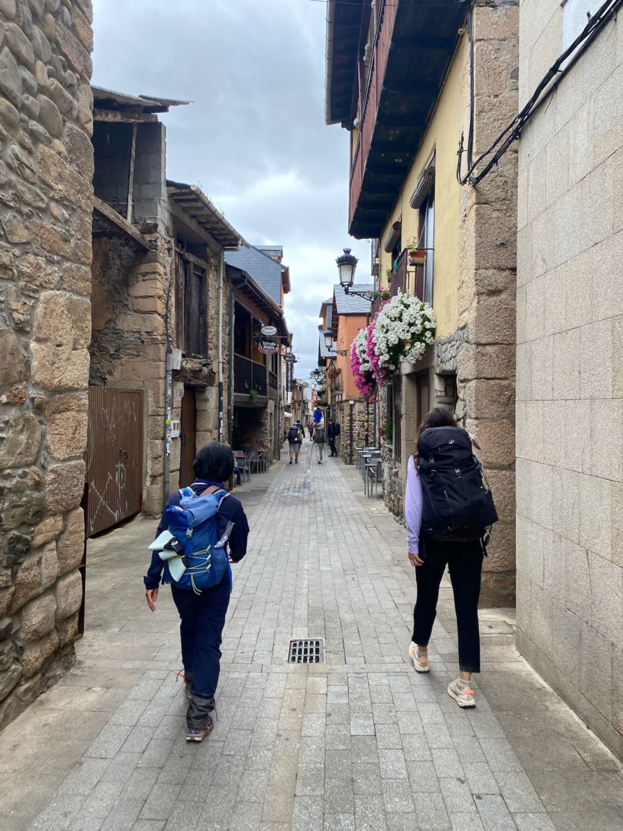 DiveInto Spain 2027 Trip2.jpg